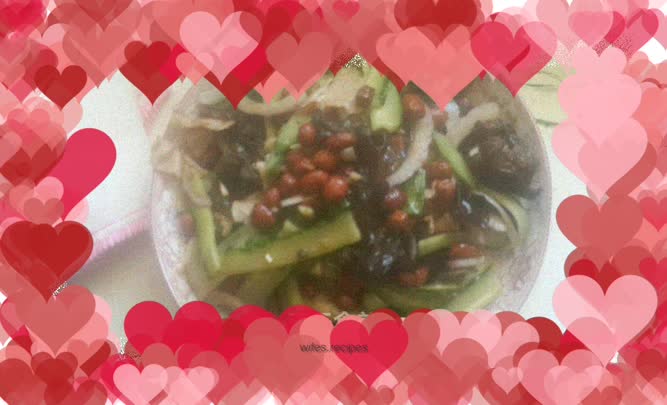 Black fungus mixed with fried bean curd