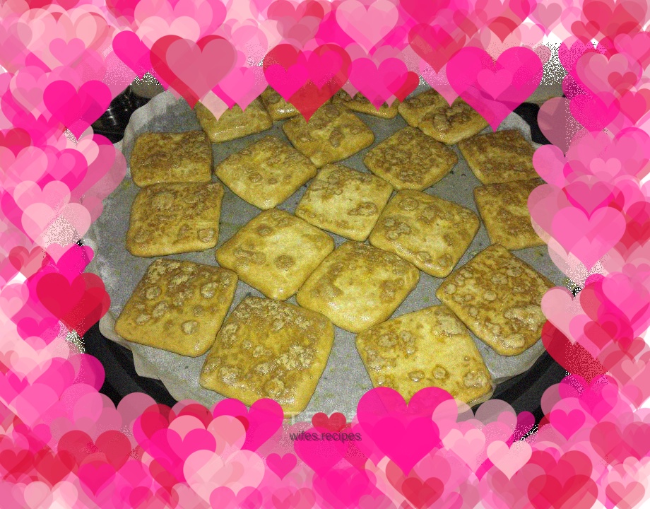 Guizhou Dafang hand-shredded stinky tofu dipped in chili noodles