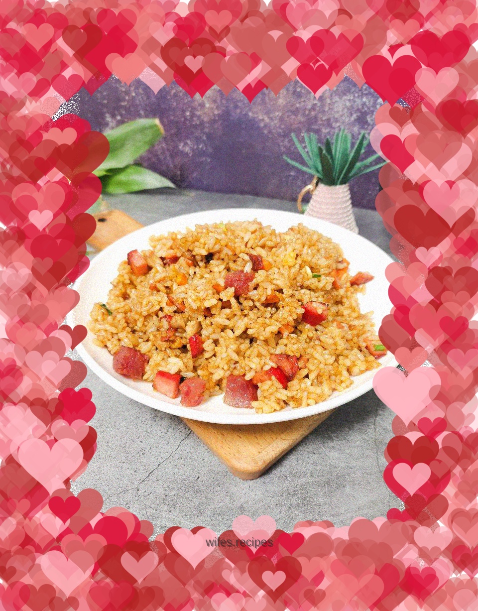 Fried rice with red sausage
