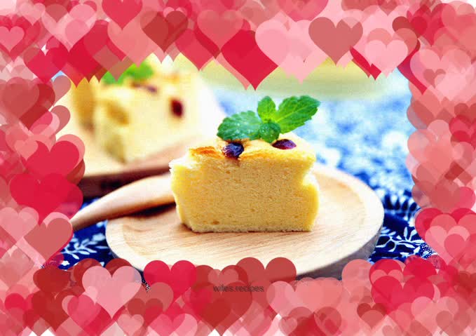 Cranberry yogurt cake