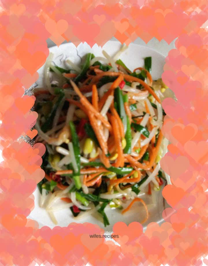 Chive-flavored bean sprouts