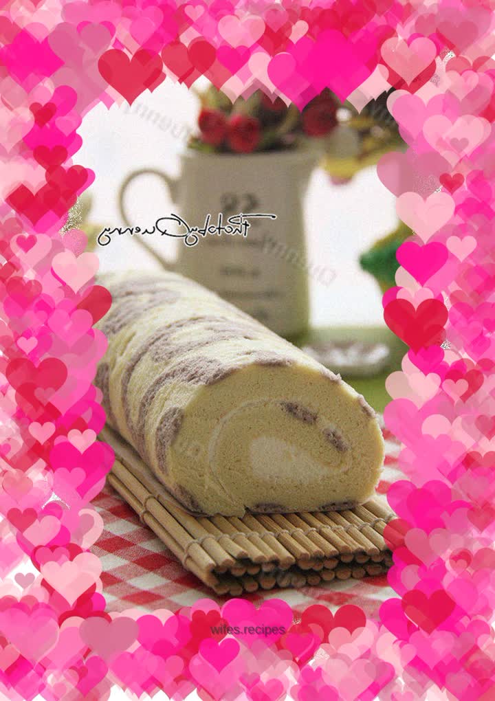 Purple sweet potato pattern cake roll