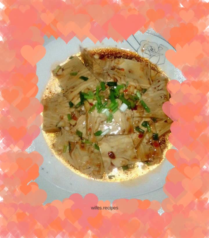 Cold bean curd rolls