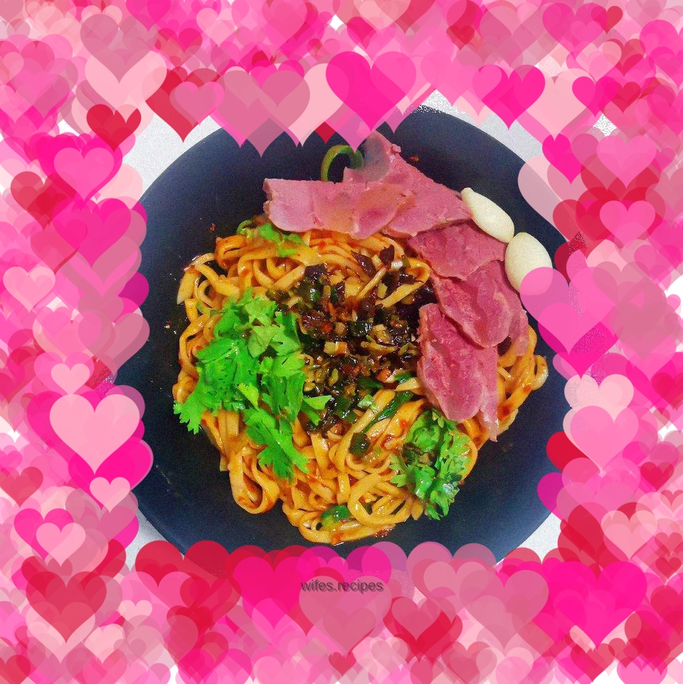 Handmade Noodles Mixed with Charred Scallions