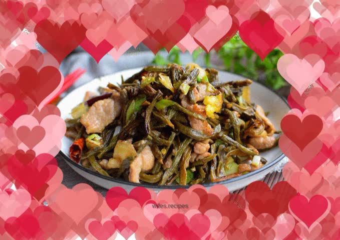 Stir-fried Pork with Dried Beans