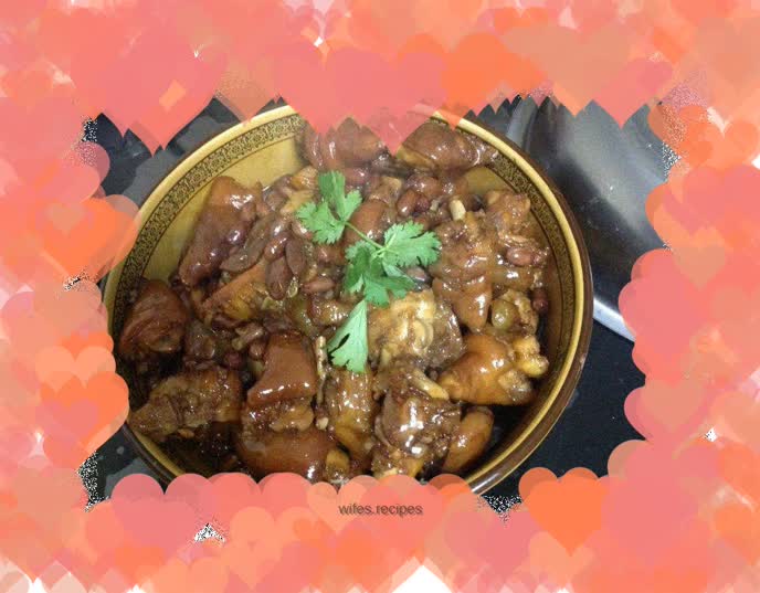 Pork trotters stewed with peanuts