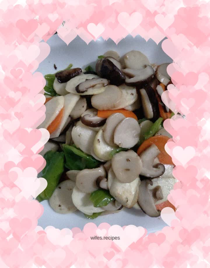 Stir-fried wild rice with mushrooms