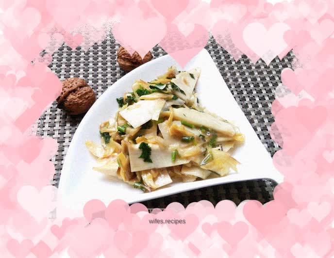 Cilantro and Winter Bamboo Slices