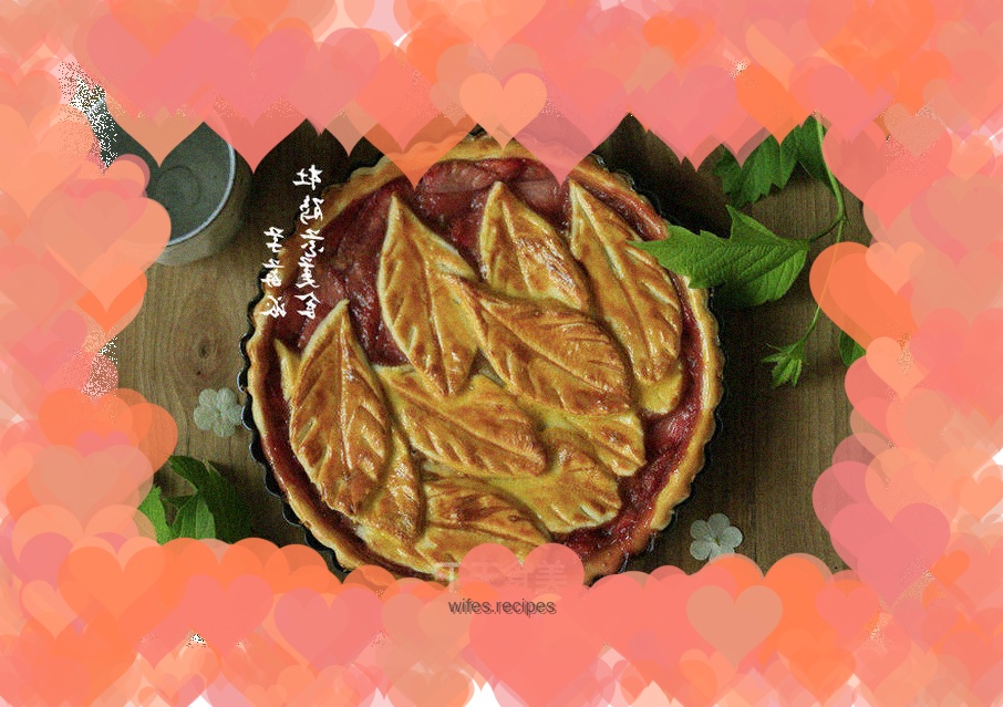 Leaf Strawberry Pie