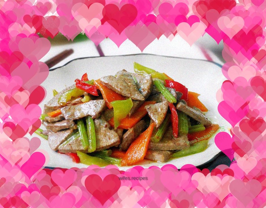 Stir-fried pork liver with carrots
