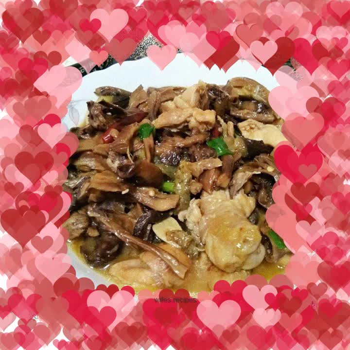 Mushroom stewed chicken legs