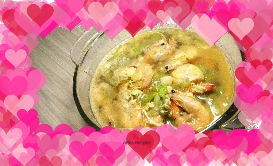 Shrimp, Luffa and Egg Soup