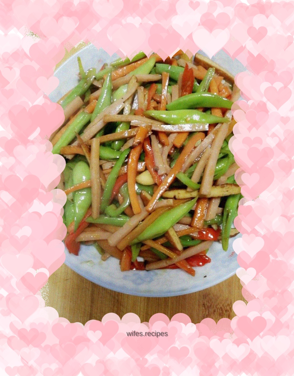 Stir-fried colorful beans