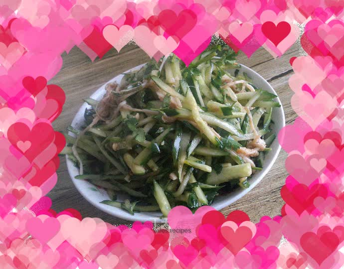 Melon mixed with enoki mushrooms