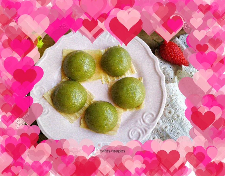 Bean paste green dumpling