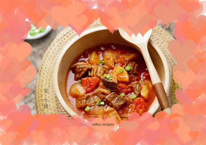 Beef brisket stewed with tomatoes and potatoes