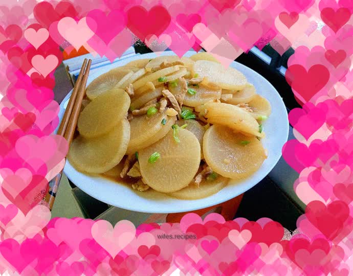 Stir-fried white radish with shredded pork