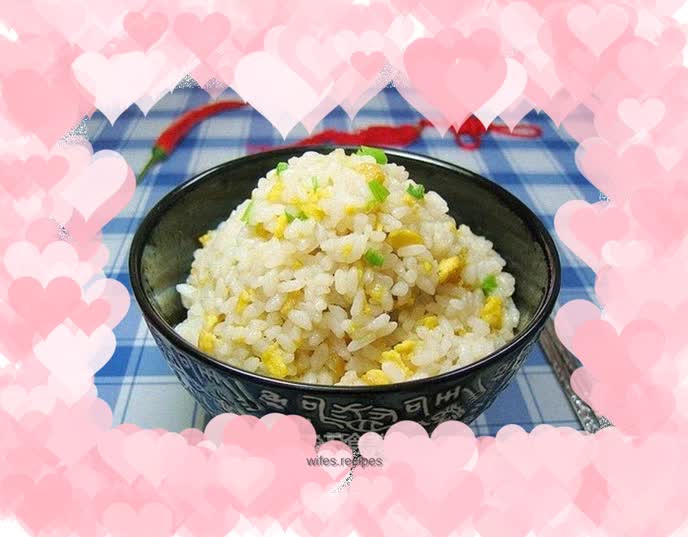 Rich onion aroma - fried rice with onion and egg