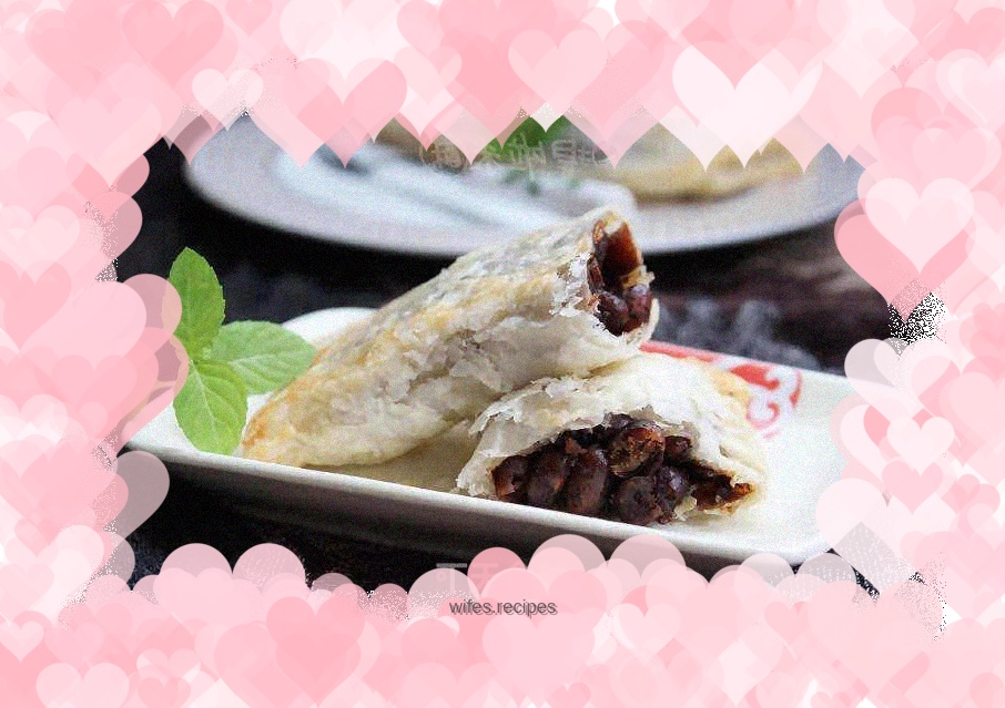 A quick and delicious dessert in ten minutes – red bean pie