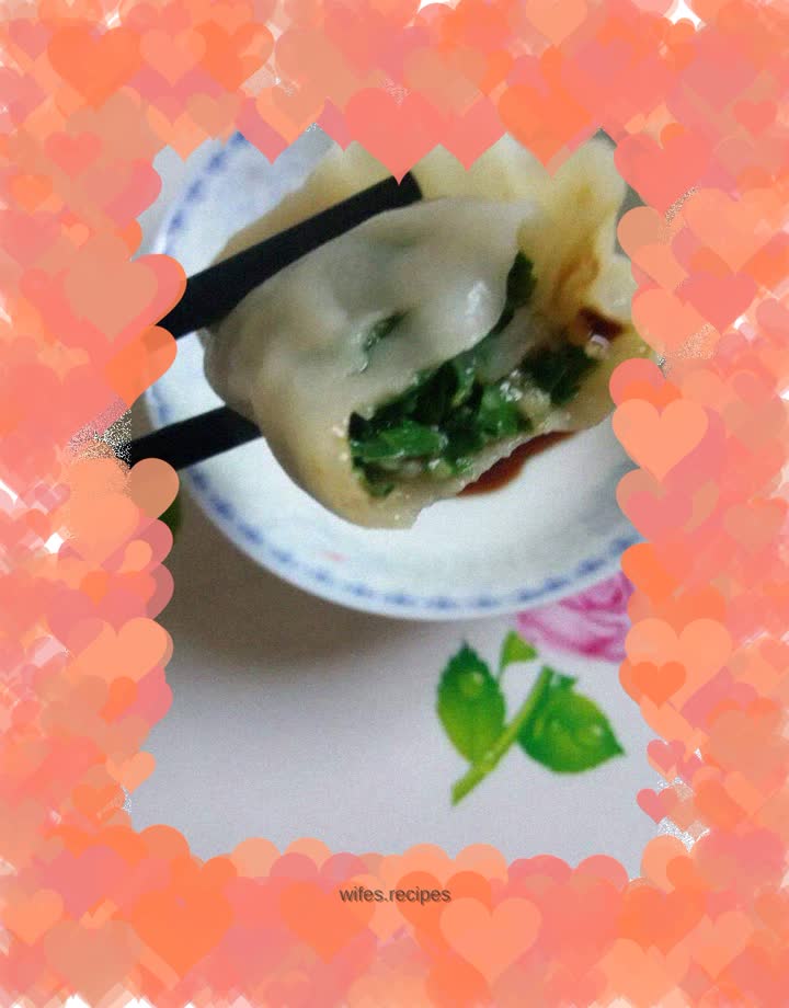 Chives and meat dumplings