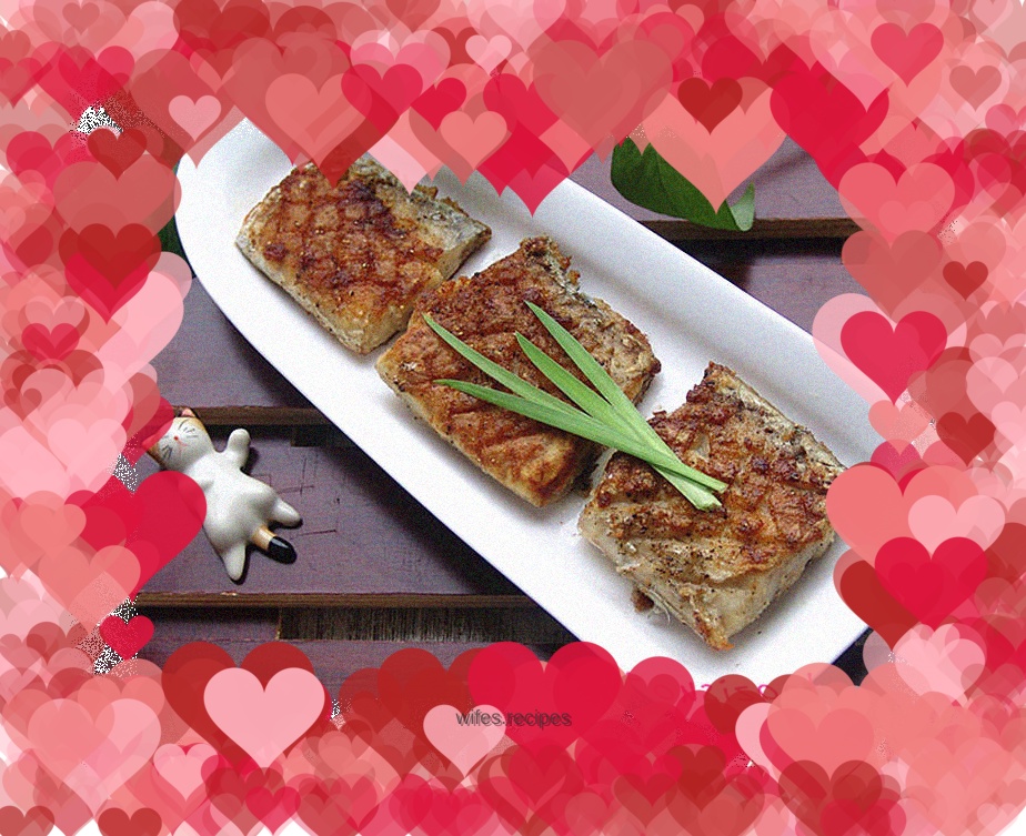 Pan-fried black pepper hairtail fish