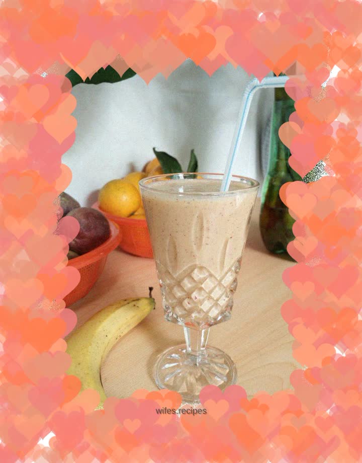 Red Date Banana Milkshake