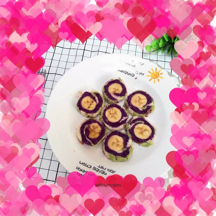 Purple sweet potato banana roll