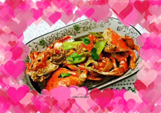 Fried crab with onion and ginger