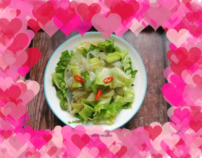 Cucumber, lettuce and vermicelli