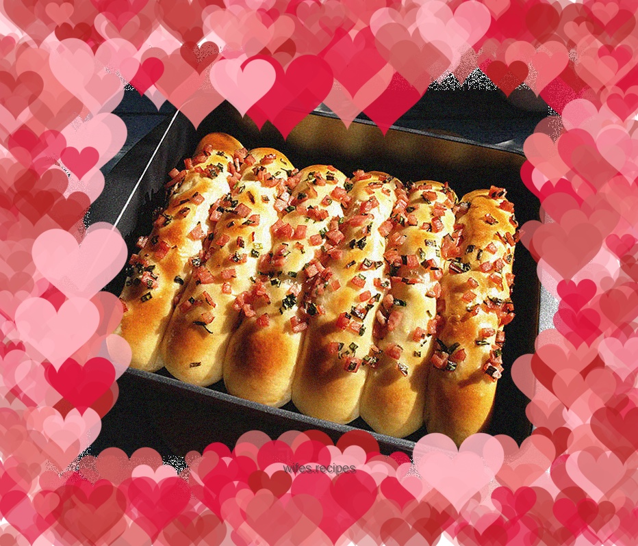 Chives and ham steak buns