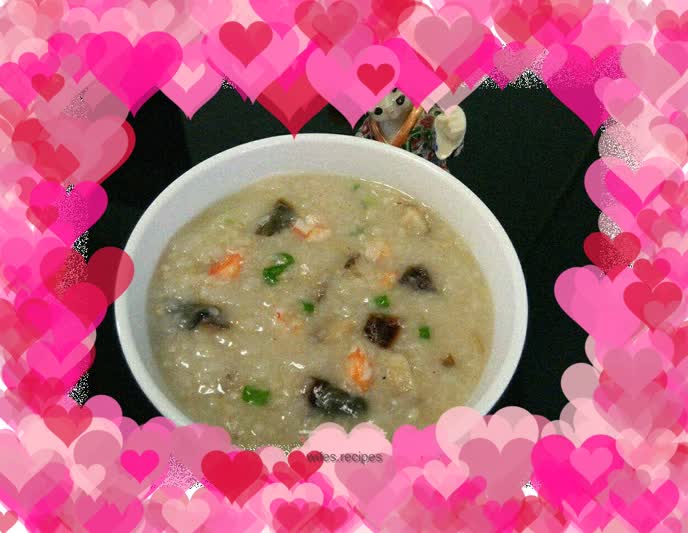 Brown rice, preserved egg and shrimp porridge