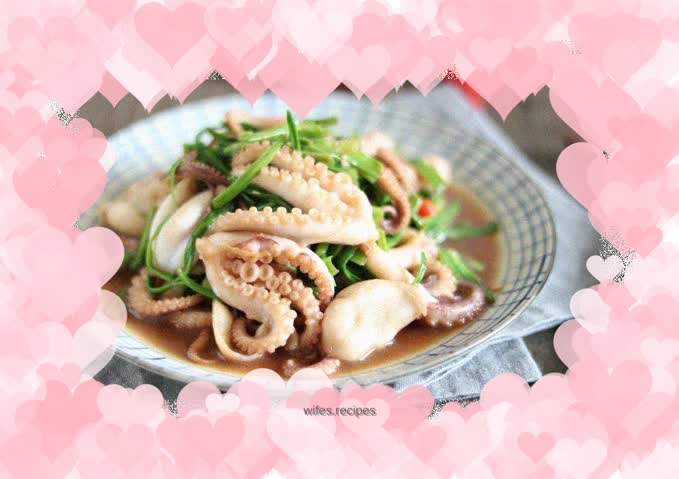 Fried octopus with green garlic