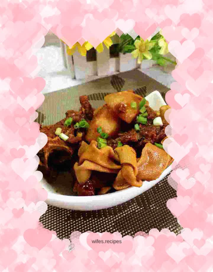 Braised Pork Ribs with Shredded Potatoes