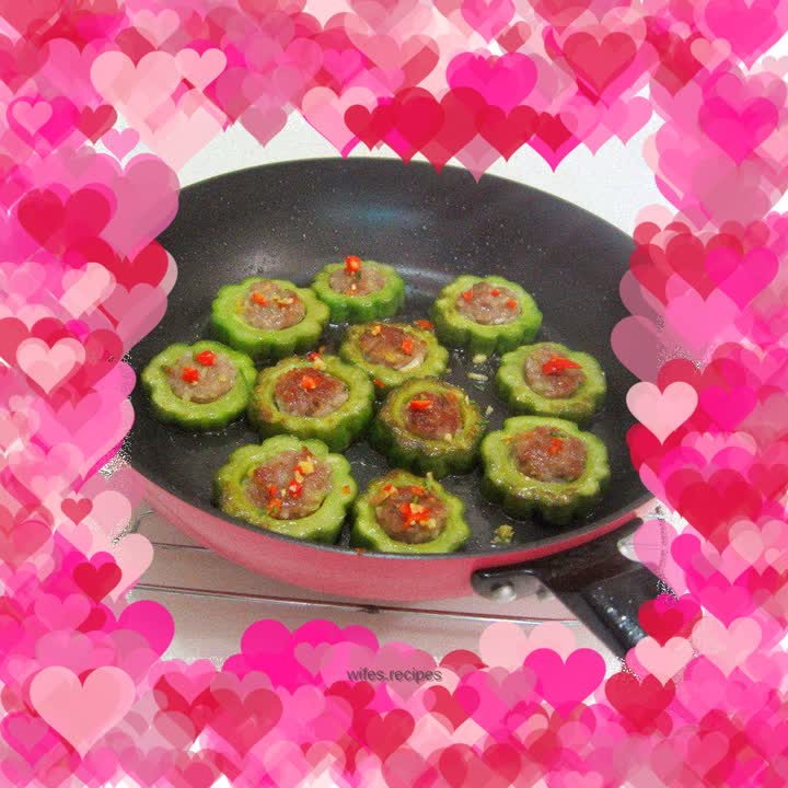 Pan-fried Stuffed Bitter Melon