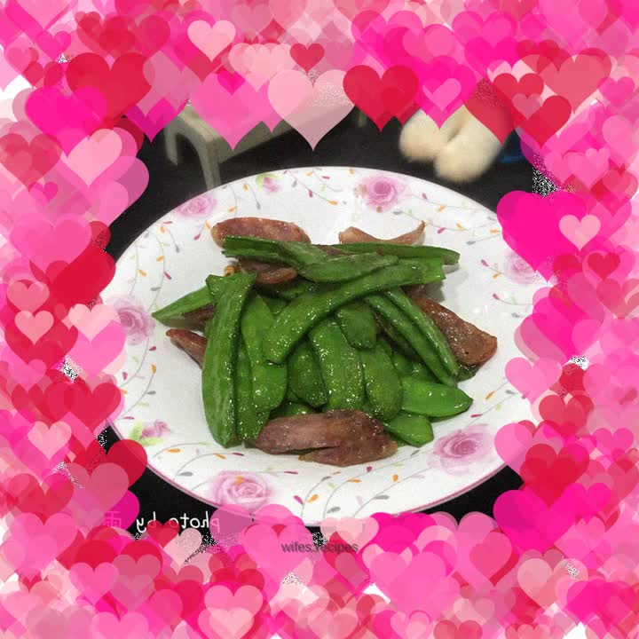 Sautéed Snow Peas with Sausage