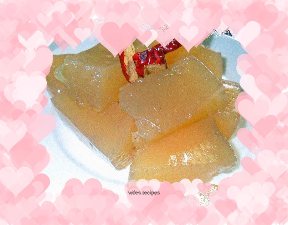 Beauty red date and water chestnut cake