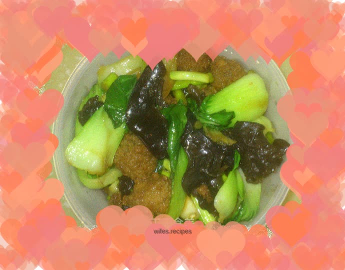 Stir-fried fungus and rapeseed meatballs