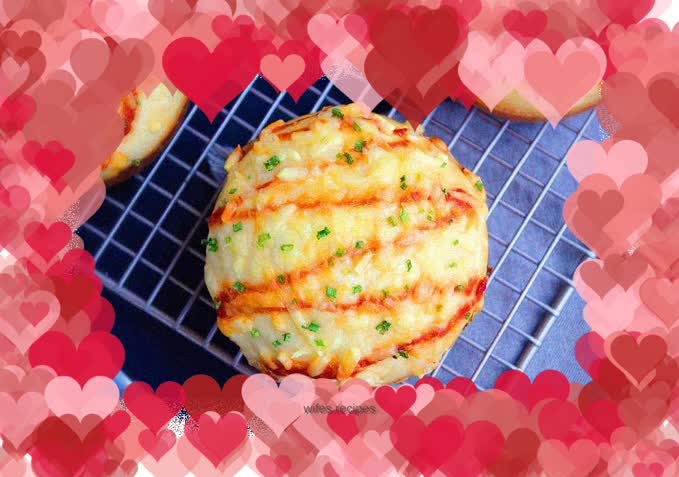 Green onion cheese buns