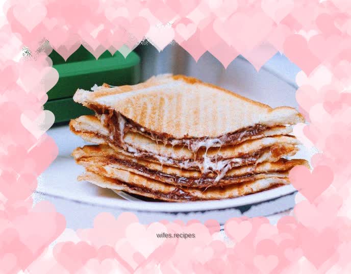 Chocolate Sauce Marshmallow Toast