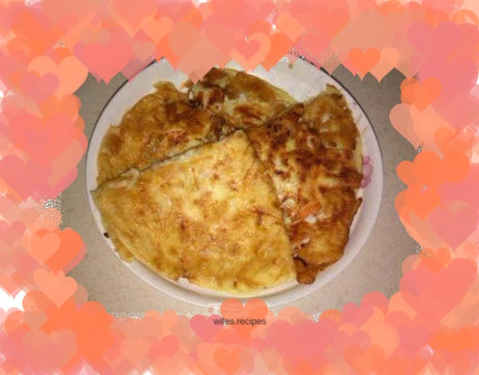 Egg Pancake with Shredded Carrots