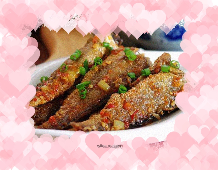 Dry roasted small yellow croaker