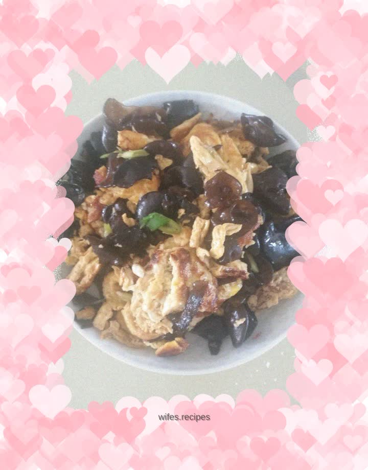 Fried fungus and eggs