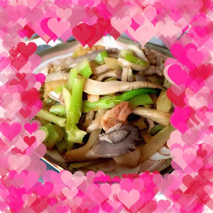 Pork Stir-fried Broccoli Stems