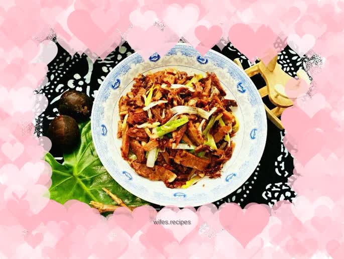 Stir-fried braised beef with green onions