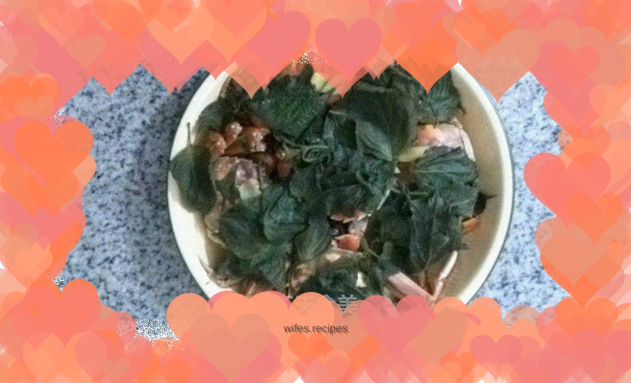 Steamed hairy crab with perilla