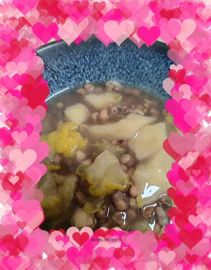 Golden fungus mixed grain soup