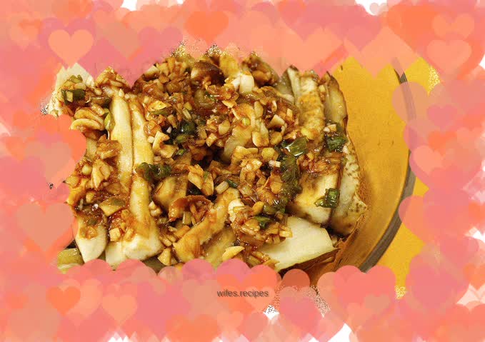 Quickly cook eggplant salad in an enamel cast iron pot