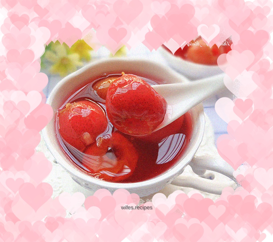 Rock sugar hawthorn---a sweet and sour appetizing snack