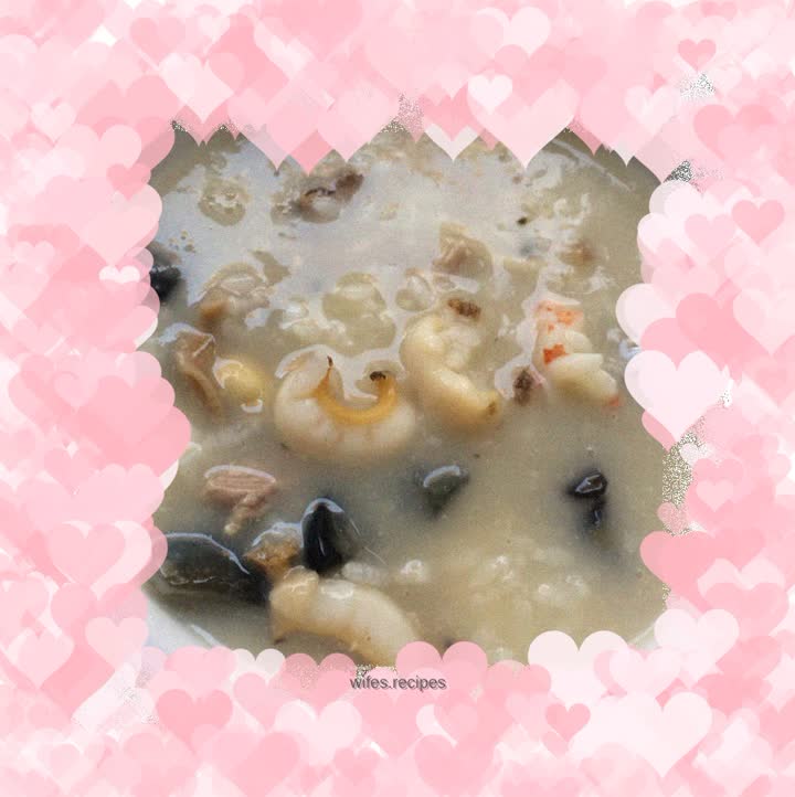 Preserved egg and lean meat seafood porridge