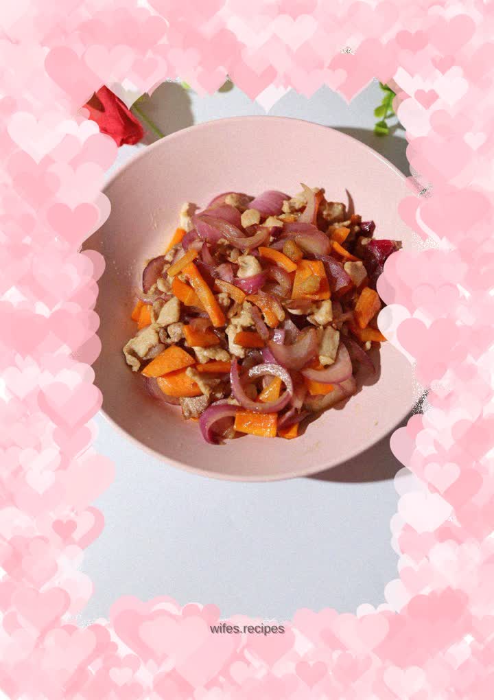 Fried meat with onions and carrots